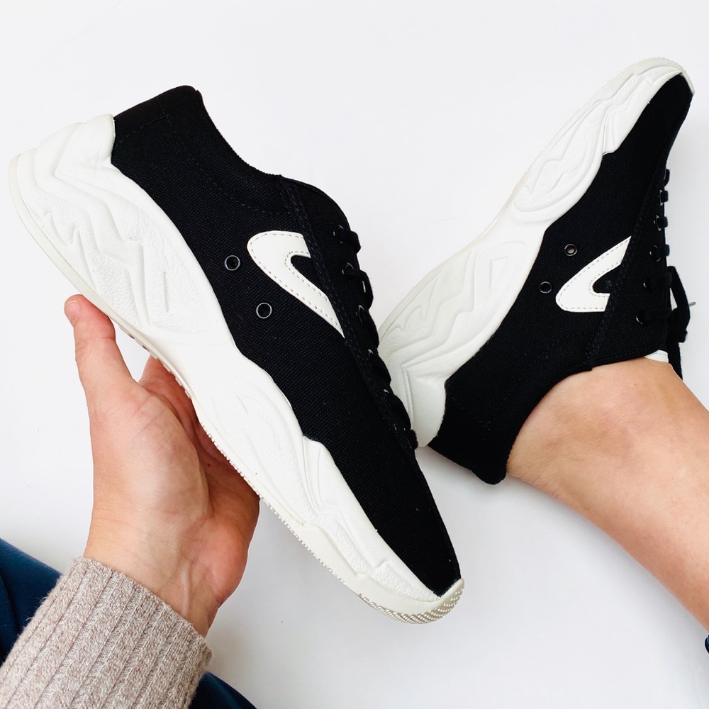 TRETORN Canvas Platform Sneakers
